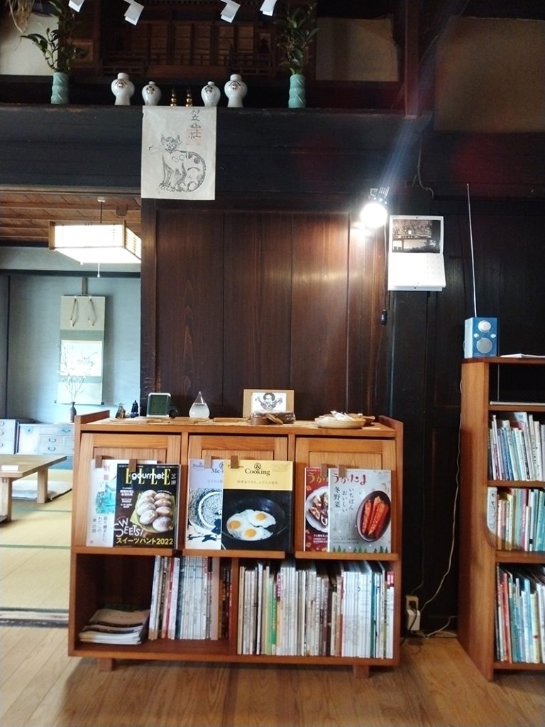 縁側カフェ tokinokiの家具