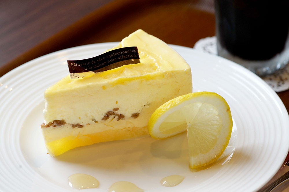 サッポロ珈琲館【Rinboku】のレモンムースケーキ