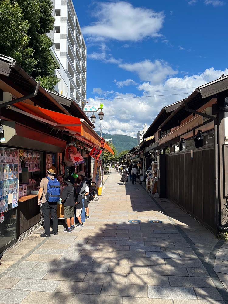 長野県松本の縄手通り