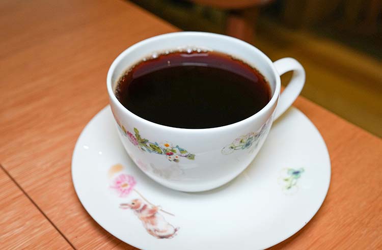 うさぎホテル&カフェ しあわせ うさぎの食後のコーヒー