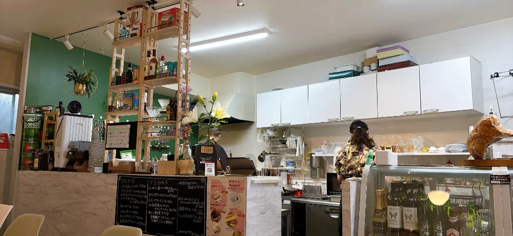 elephant75の内観